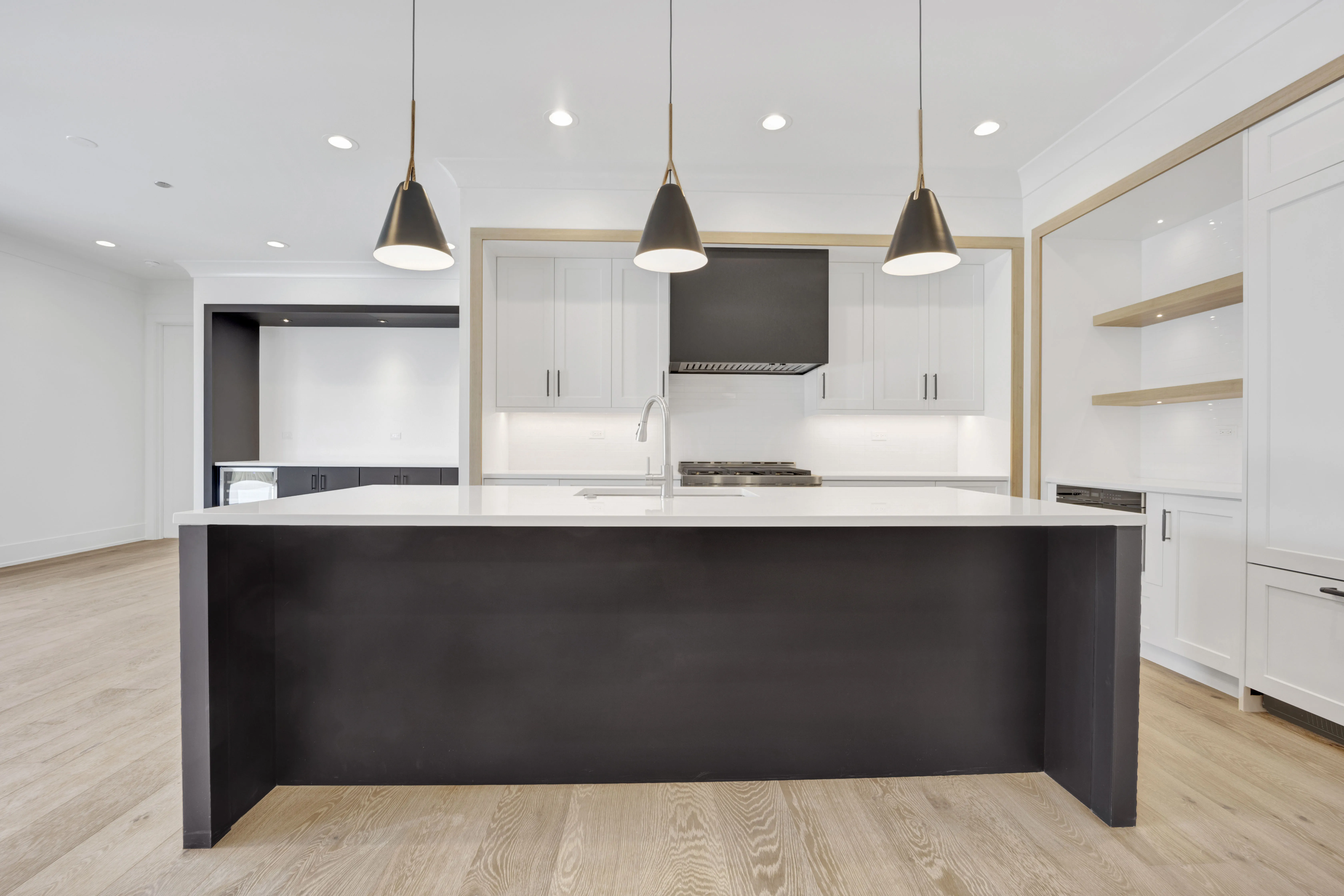 4920 N Lincoln Ave, , 60625, USA 60625-unit#2W-Chicago-IL