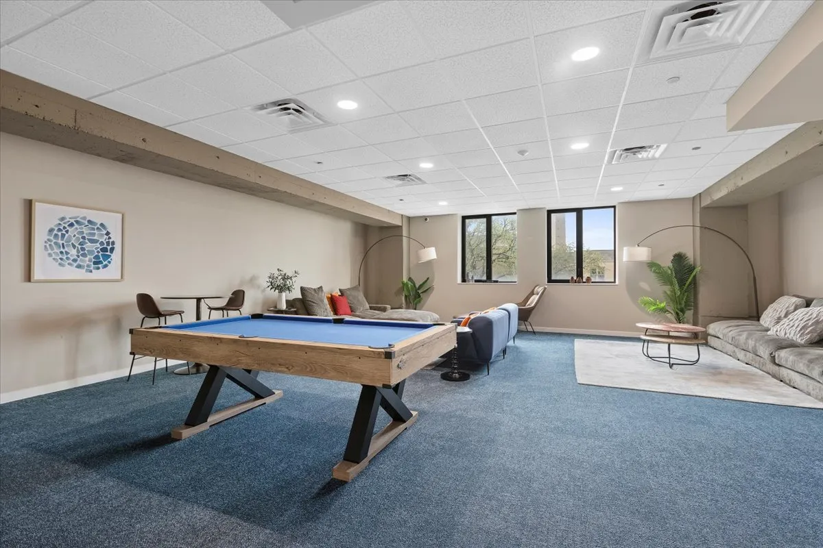 1900 W Lawrence Ave, , 60640, USA 60640-unit#224-Chicago-IL