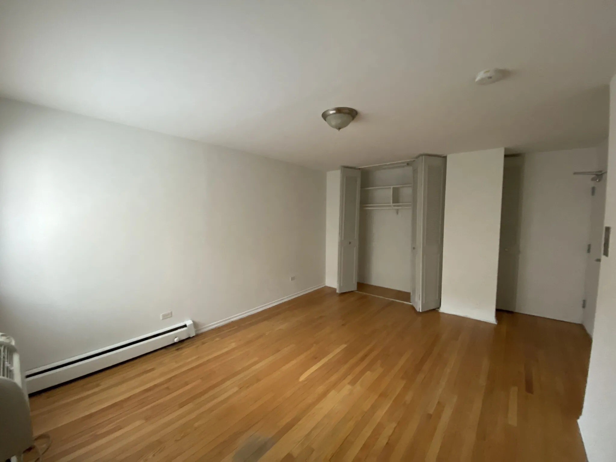 736 W Buena Ave, ,  60613, USA 60613-unit#305-Chicago-IL