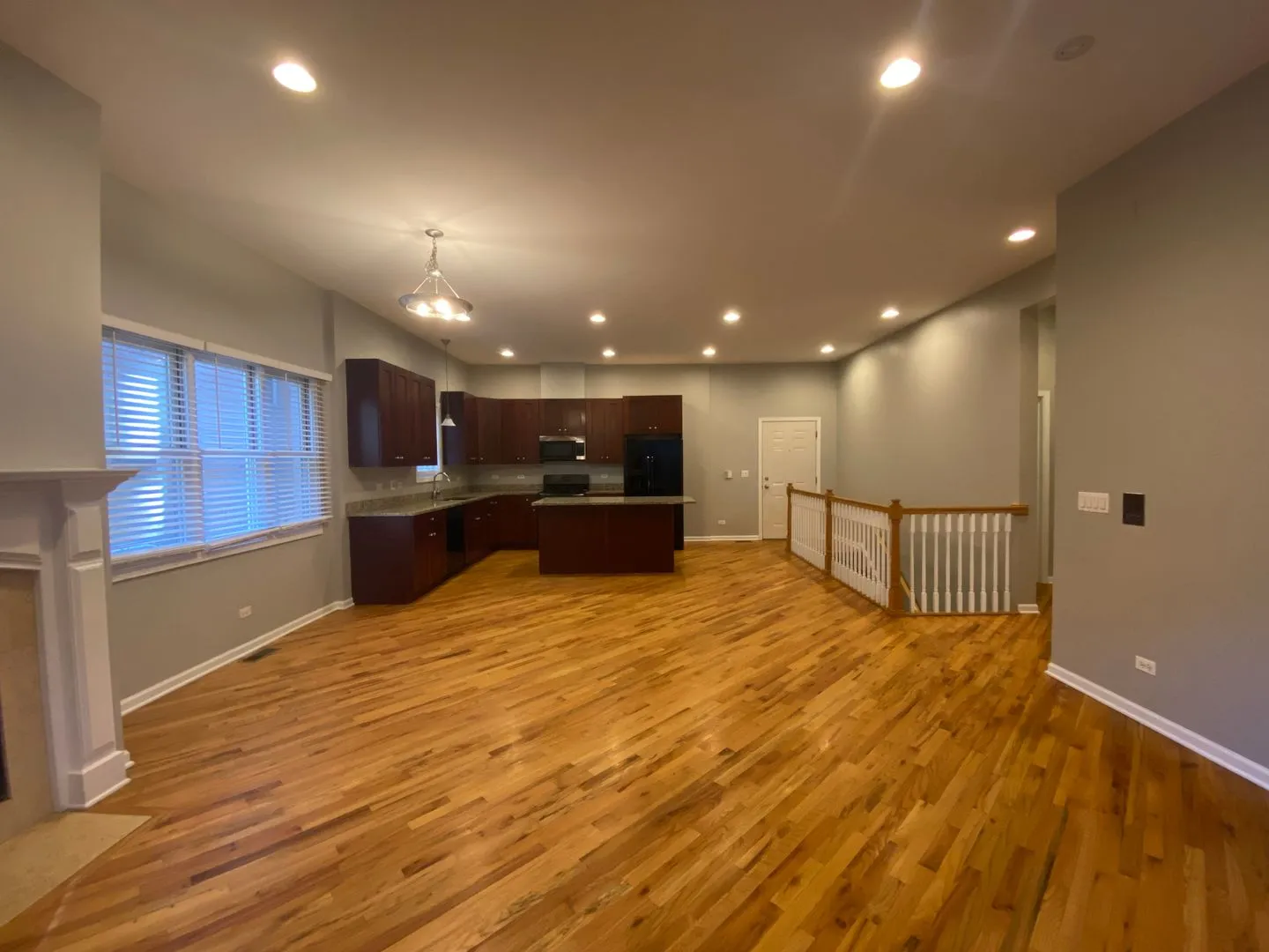 1528 W Greenleaf Ave, ,  60626, USA 60626-unit#1N-Chicago-IL