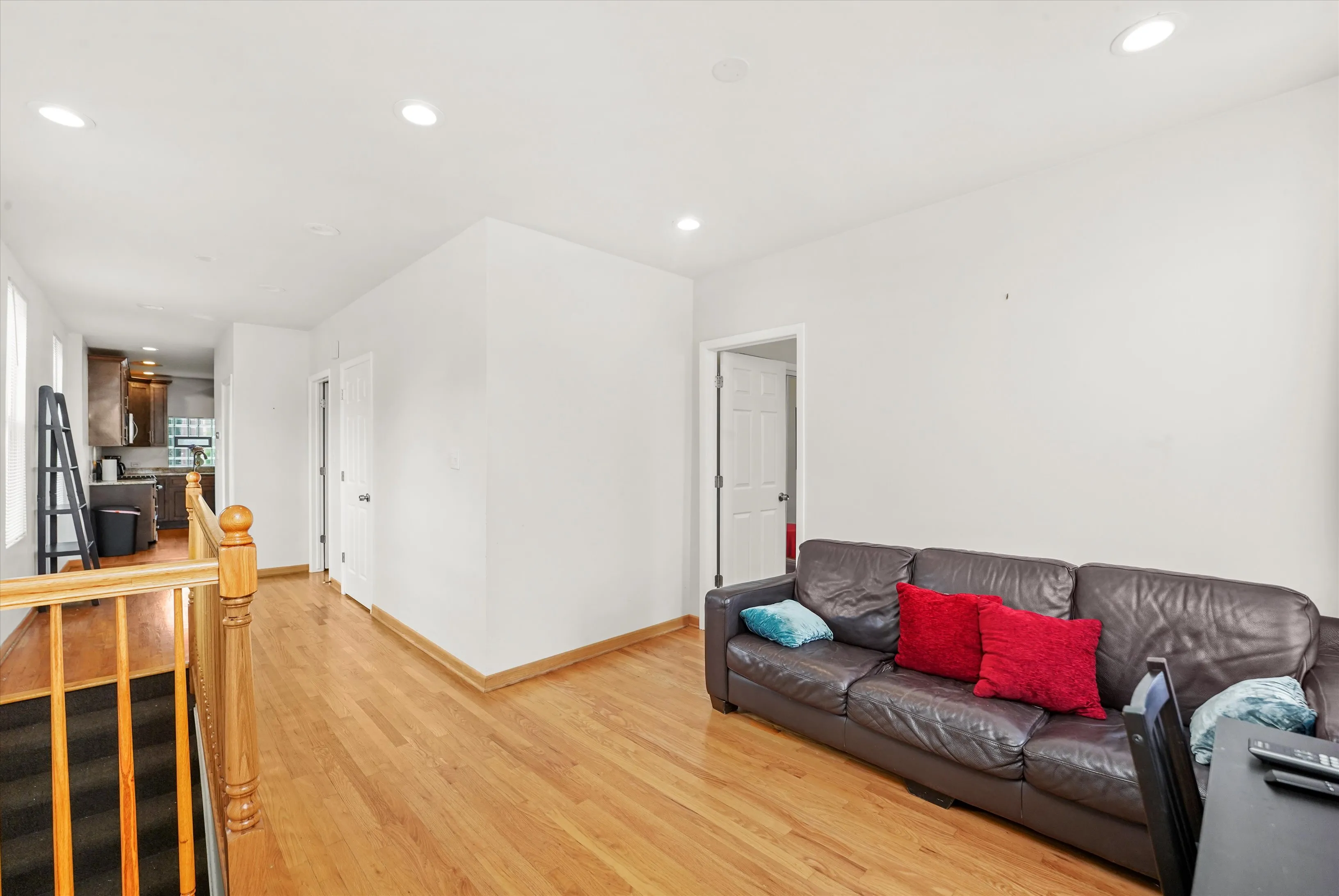 624 S Oakley Blvd, ,  60612, USA 60612-unit#2-Chicago-IL