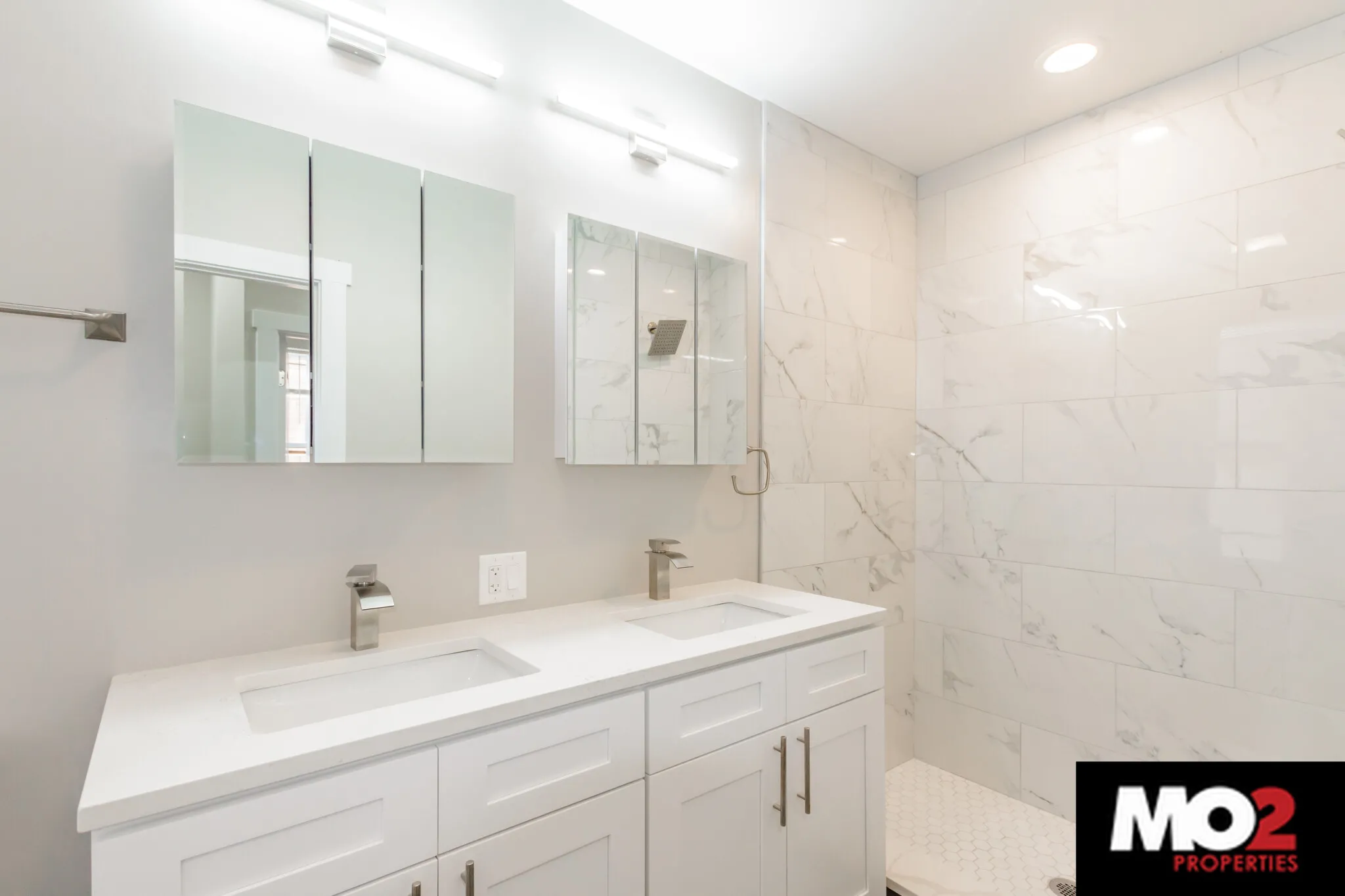 818 N Oakley Blvd, ,  60622, USA 60622-unit#2F-Chicago-IL