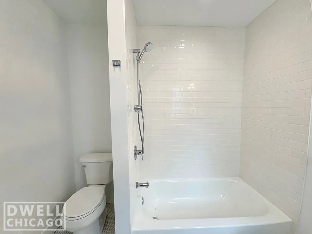 1546 W Walton St, ,  60642, USA 60642-unit#1R-Chicago-IL