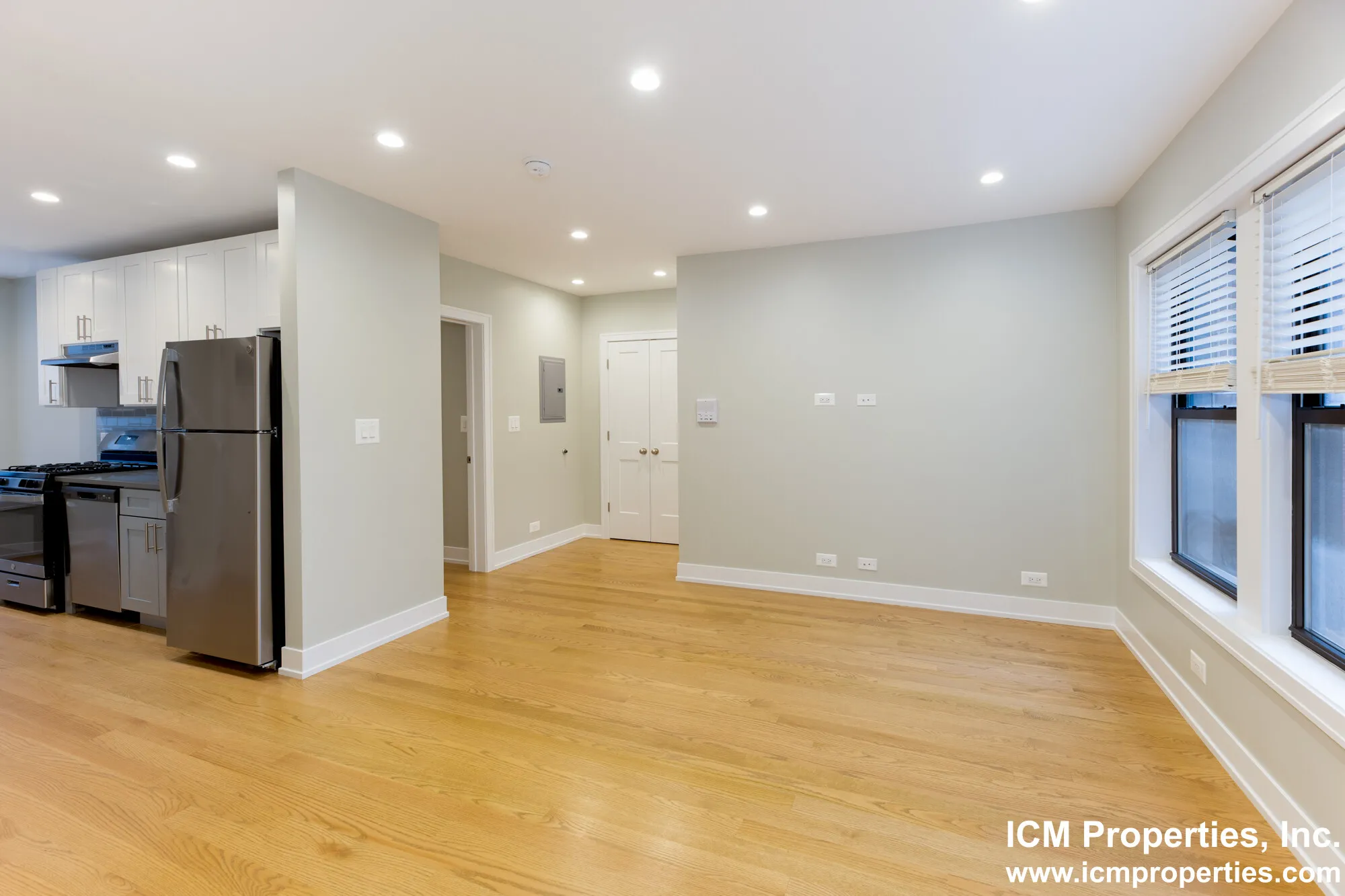 512 W Cornelia Ave, ,  60657, USA 60657-unit#516-219-Chicago-IL