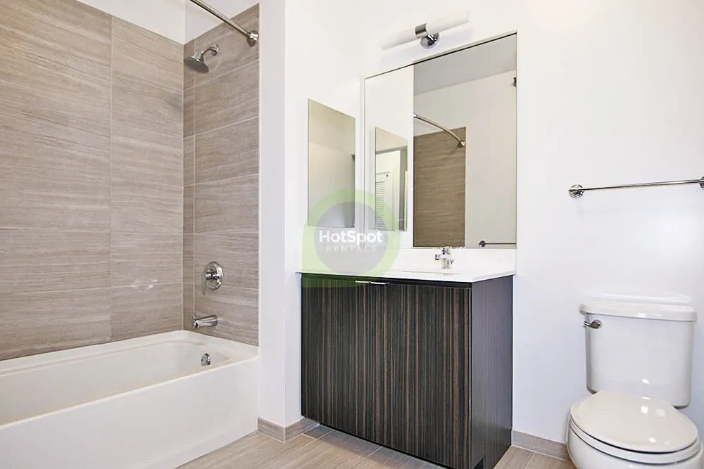 201 N Garland Ct, , 60601, USA 60601-unit#STUDIO-Chicago-IL