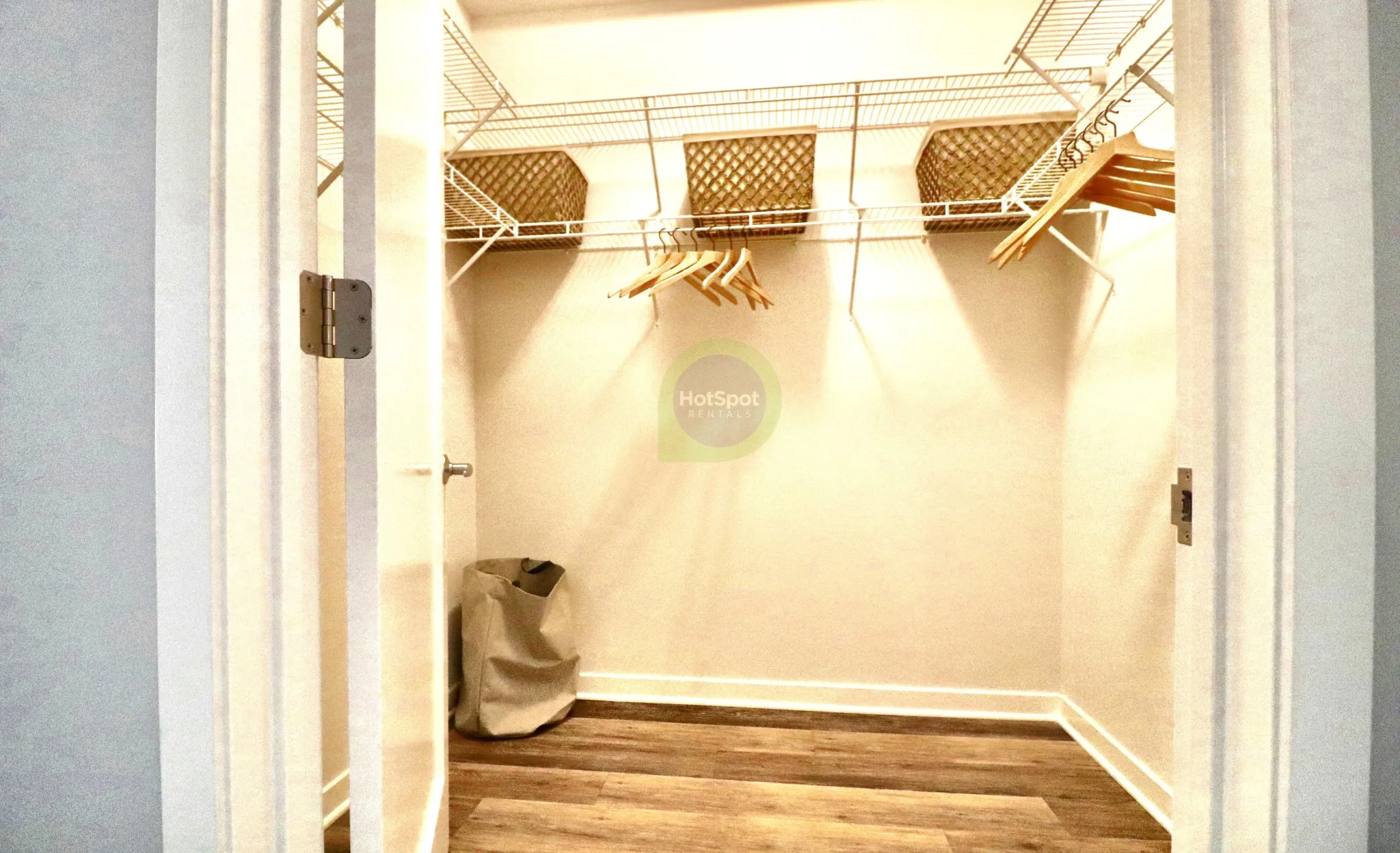 469 W Huron St, ,  60654, USA 60654-unit#2/2-Chicago-IL