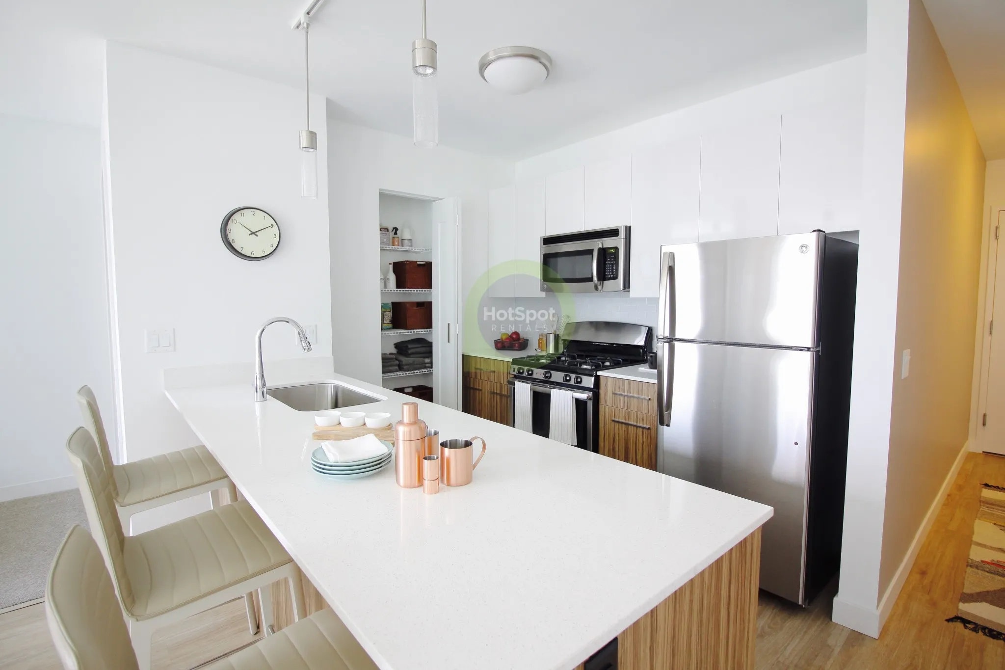 343 W Wolf Point Plaza, ,  60654, USA 60654-unit#CONVERTIBLE-Chicago-IL