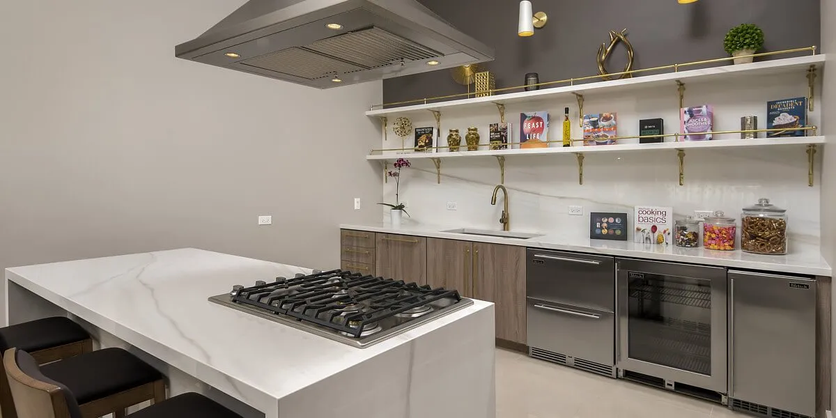 1201 N La Salle Dr, , 60610, USA 60610-unit#2/2-Chicago-IL