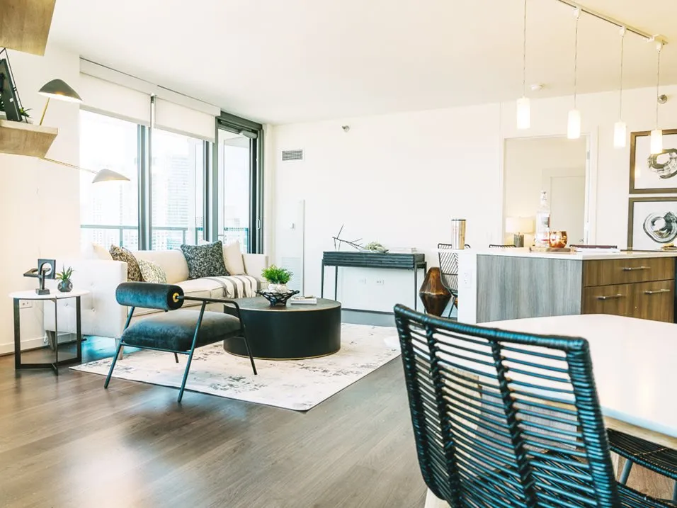 360 W Hubbard St, ,  60654, USA 60654-unit#2/2-Chicago-IL