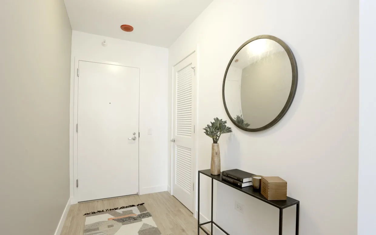 343 W Wolf Point Plaza, ,  60654, USA 60654-unit#CONVERTIBLE-Chicago-IL