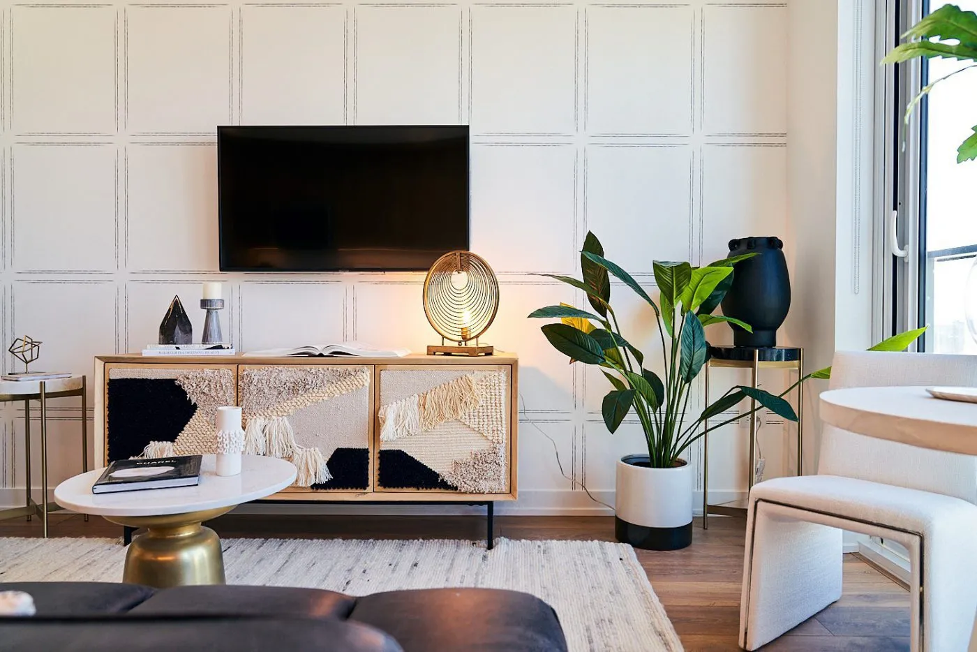 228 W Hill St, , 60610, USA 60610-unit#CONVERTIBLE-Chicago-IL