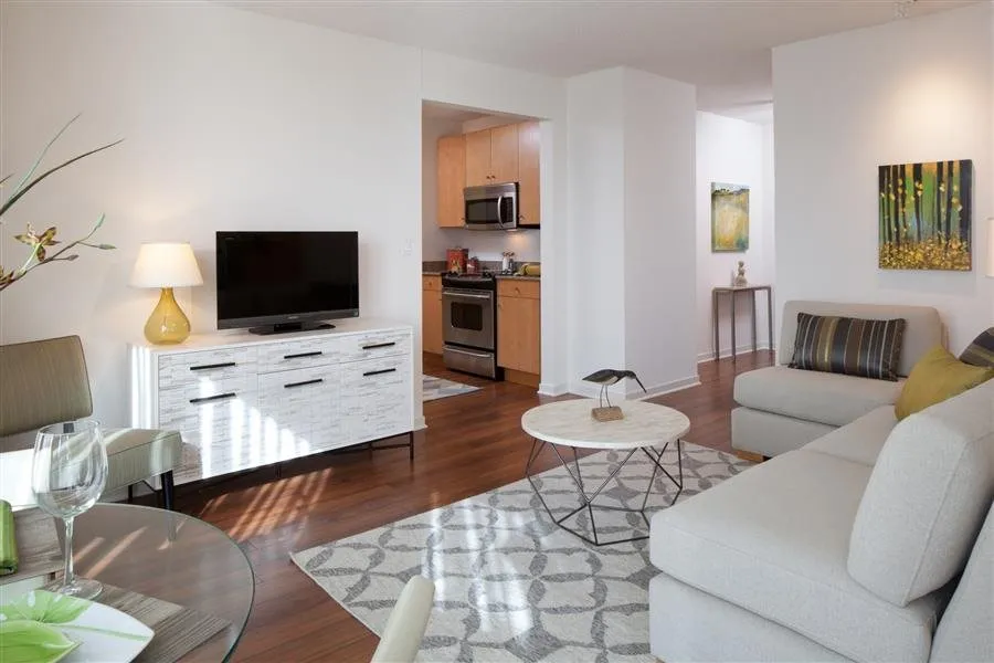 520 N Kingsbury St, , 60654, USA 60654-unit#CONVERTIBLE-Chicago-IL