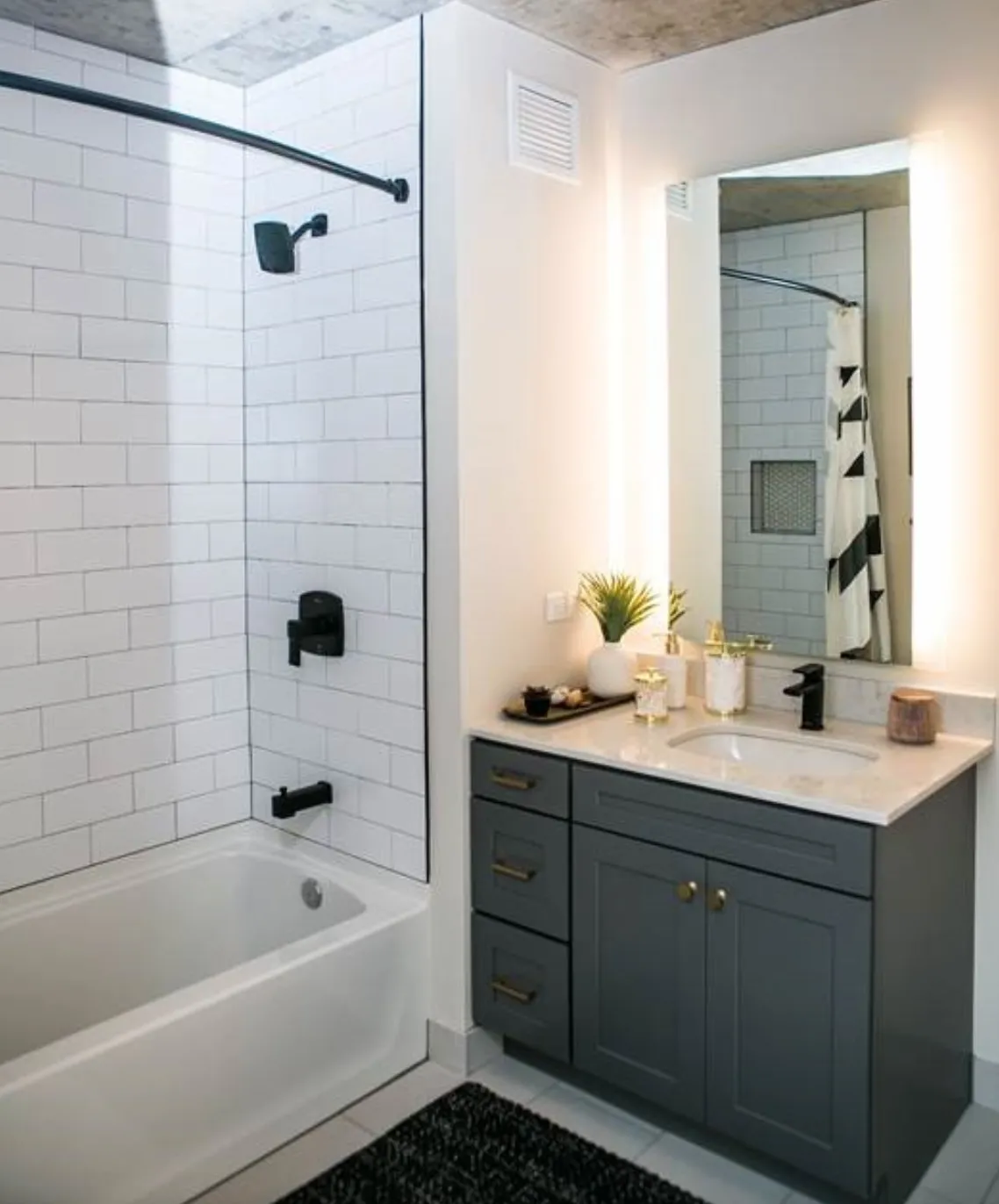 169 W Huron St, , 60654, USA 60654-unit#2/2-Chicago-IL