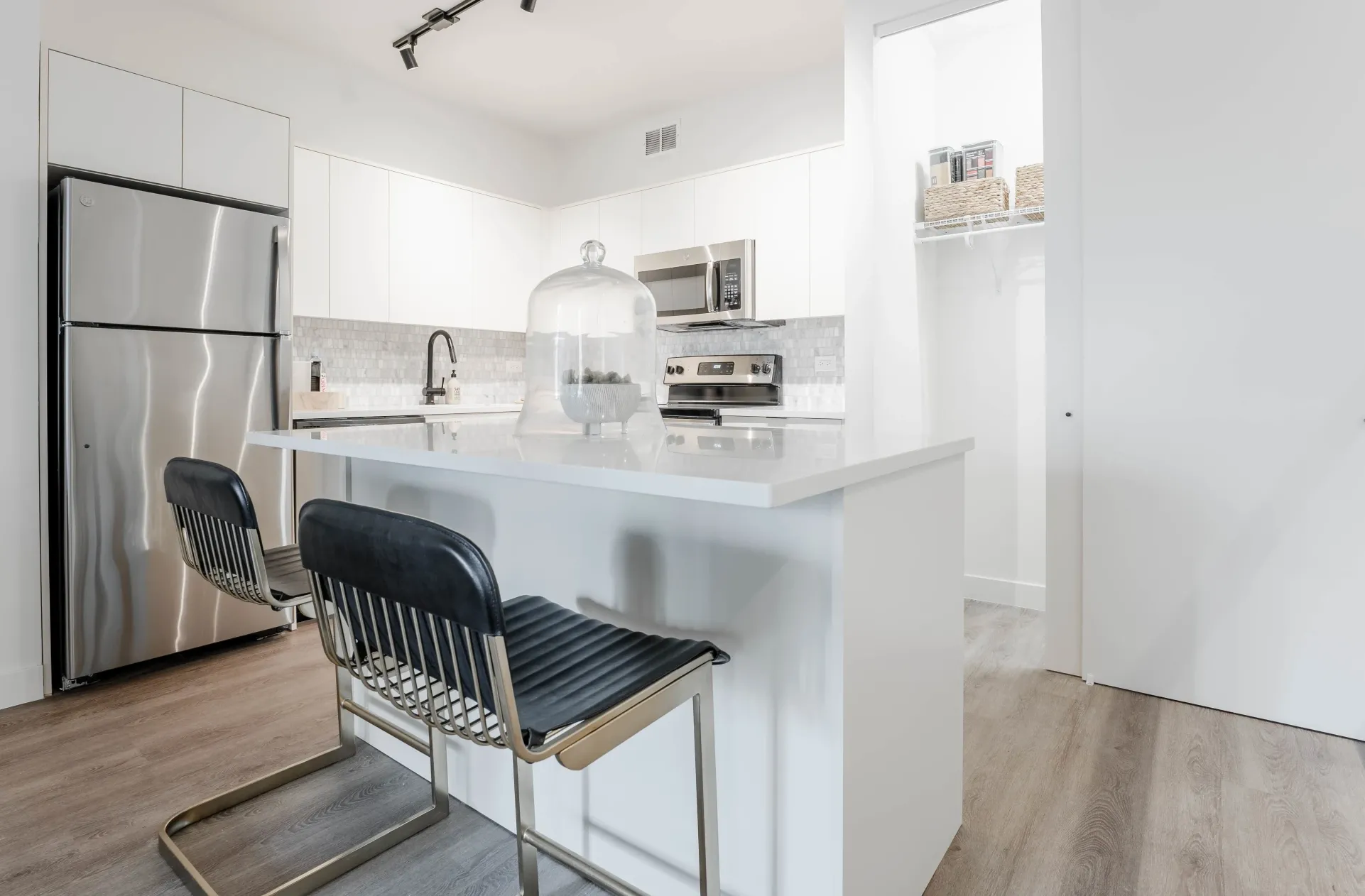 ,  60611, USA 60610-unit#1/1-Chicago-IL