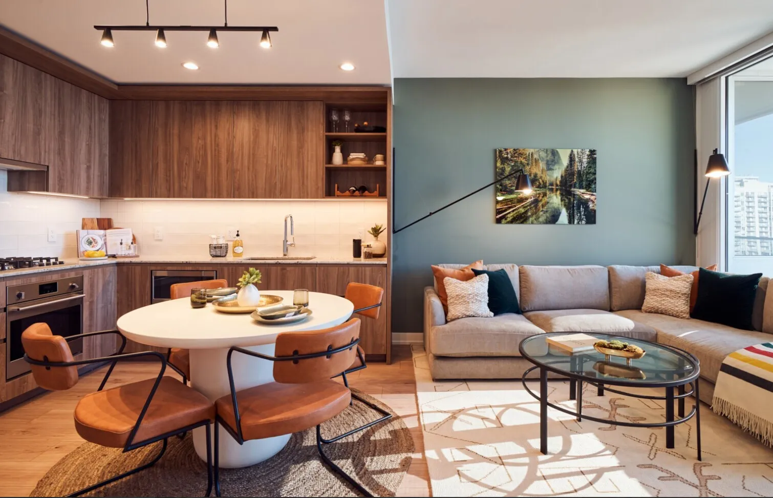 369 W Grand Ave, , 60654, USA 60654-unit#CONVERTIBLE-Chicago-IL