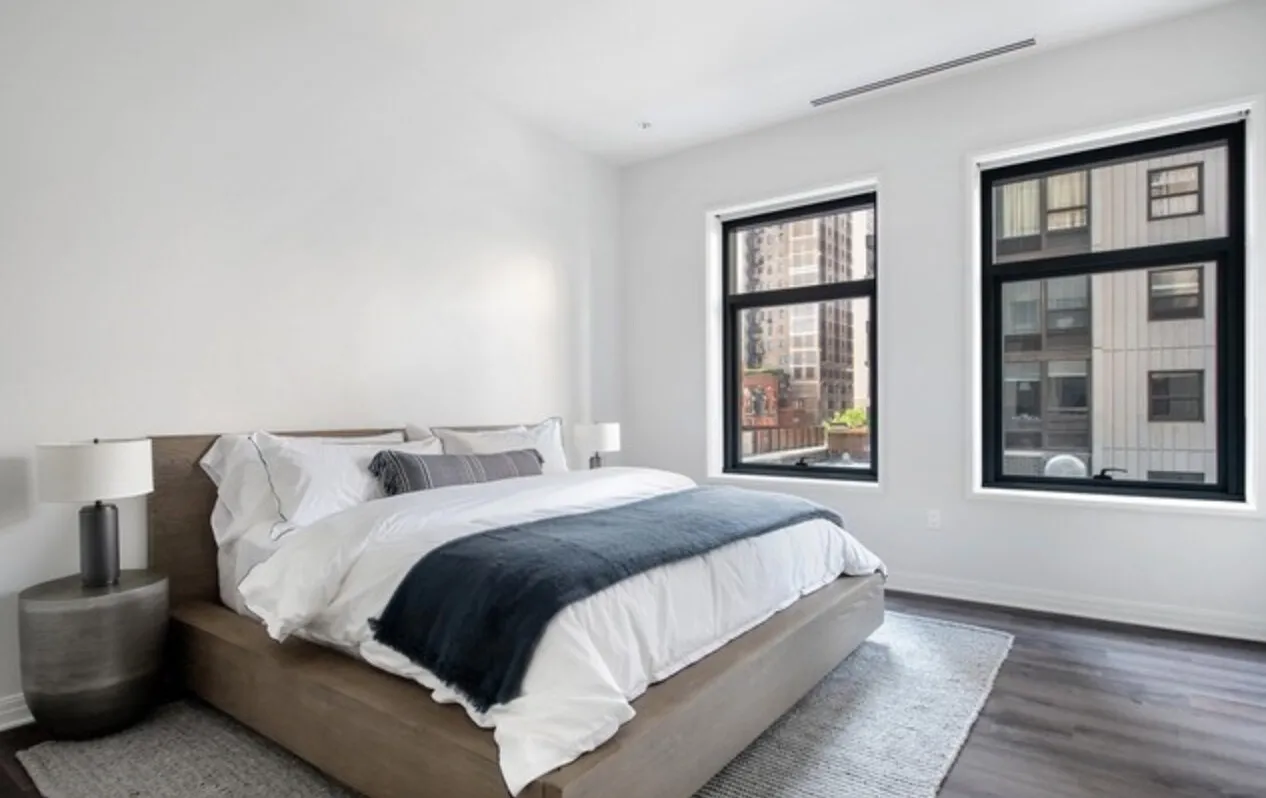 61 E Banks St, , 60610, USA 60610-unit#2/2-Chicago-IL