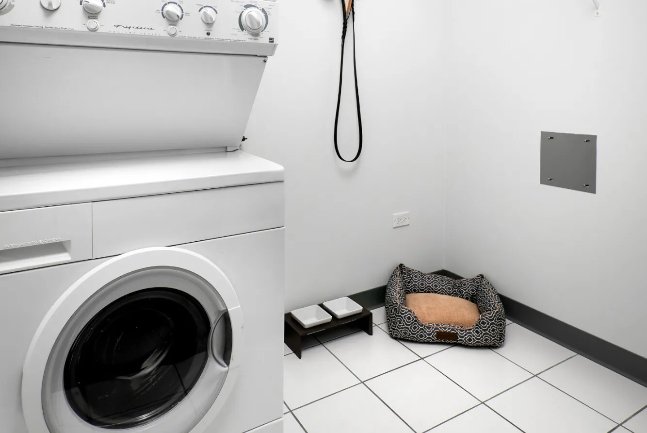 469 W Huron St, ,  60654, USA 60654-unit#2/2-Chicago-IL