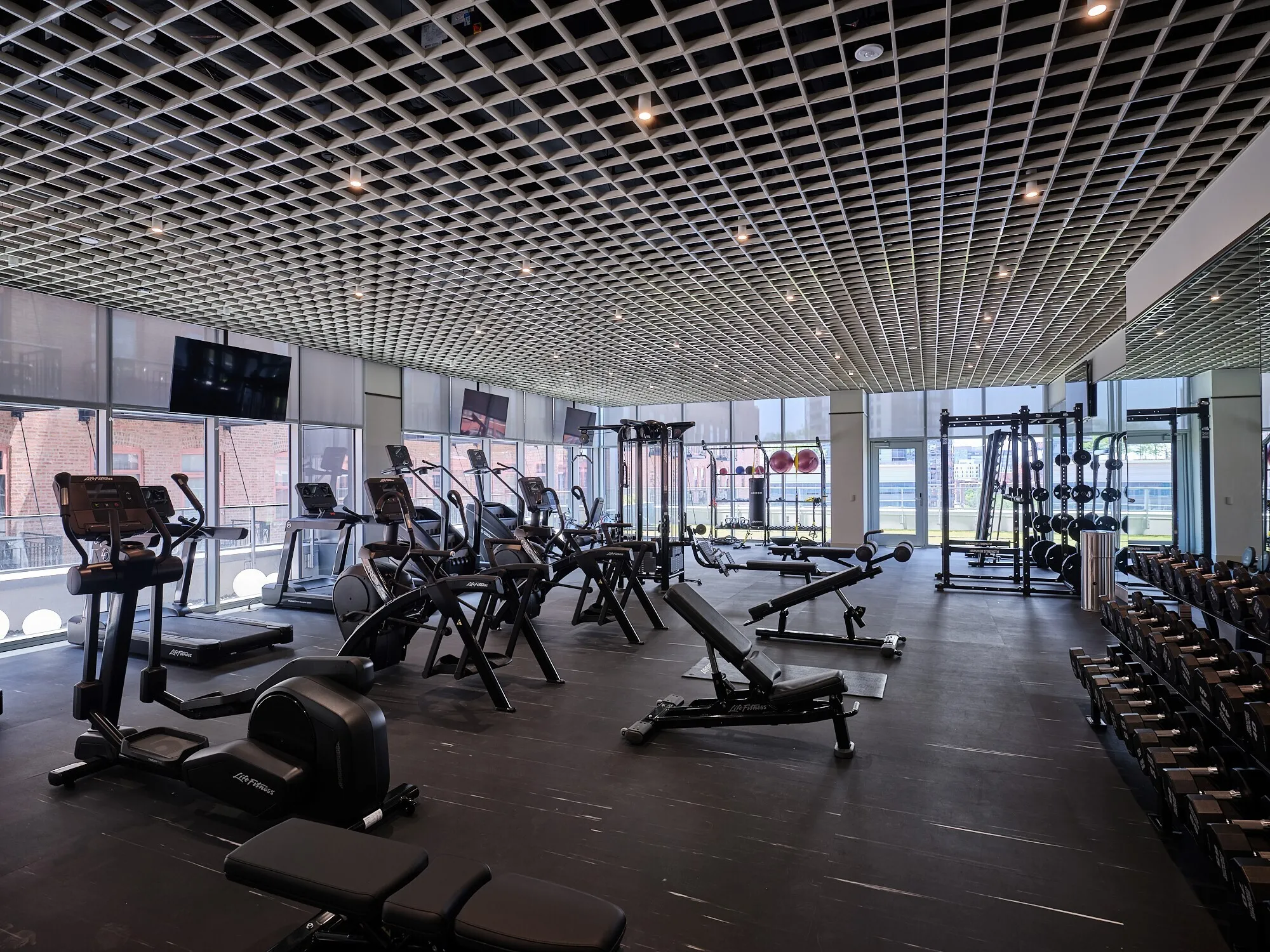 369 W Grand Ave, ,  60654, USA 60654-unit#CONVERTIBLE-Chicago-IL