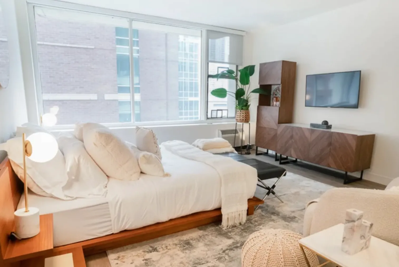 21 E Chestnut St, ,  60611, USA 60610-unit#STUDIO-Chicago-IL