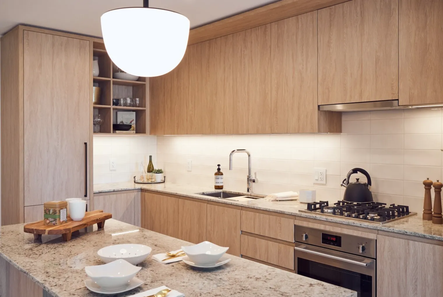 369 W Grand Ave, ,  60654, USA 60654-unit#1/1-Chicago-IL