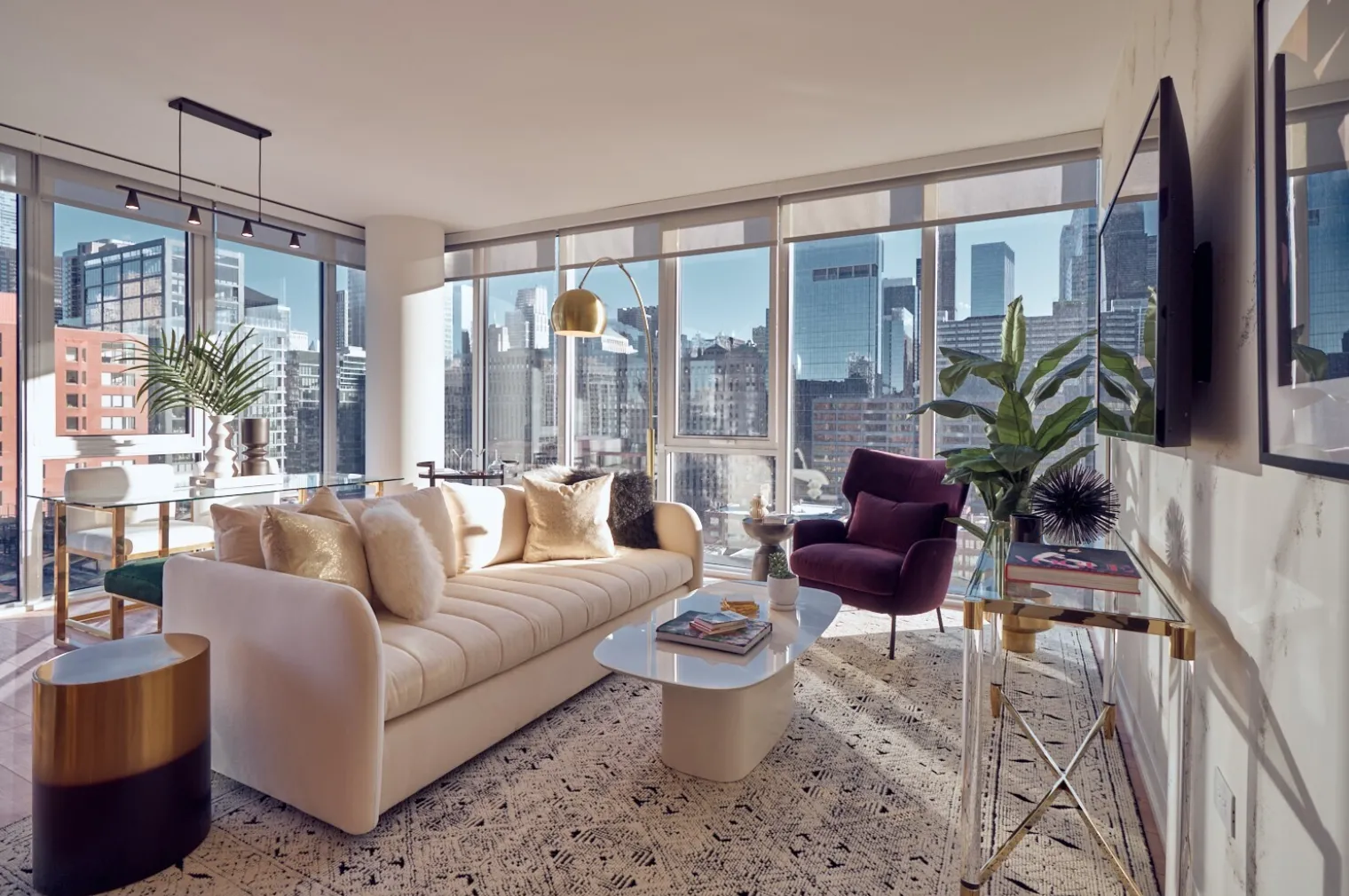 369 W Grand Ave, , 60654, USA 60654-unit#4/4.5-Chicago-IL