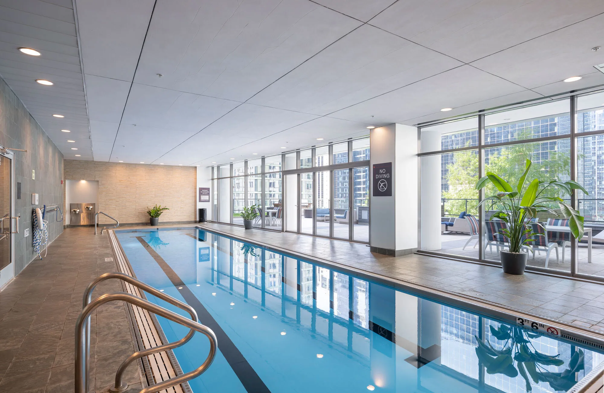 210 N Wells St, ,  60606, USA 60606-unit#CONVERTIBLE-Chicago-IL
