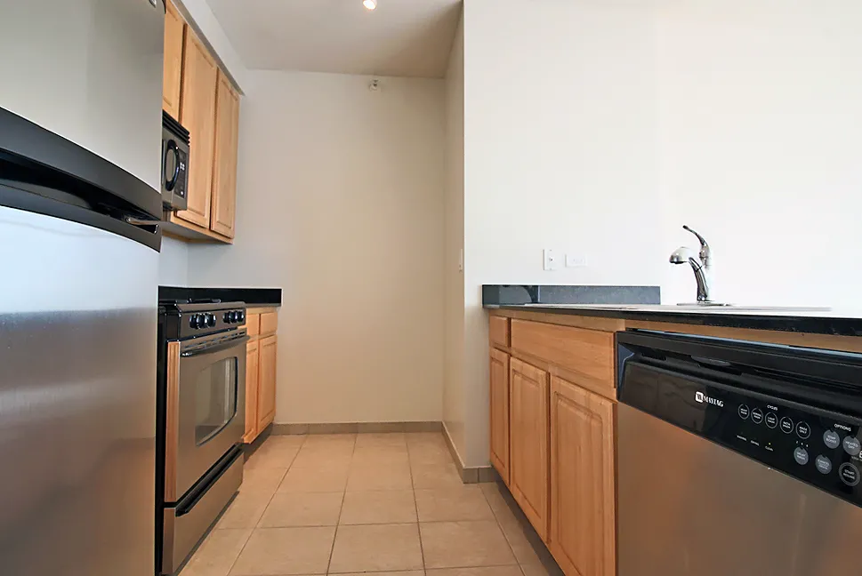 353 N Desplaines St, ,  60661, USA 60661-unit#STUDIO-Chicago-IL