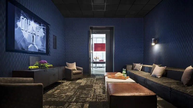 111 W Wacker Dr, ,  60601, USA 60601-unit#2/2-Chicago-IL