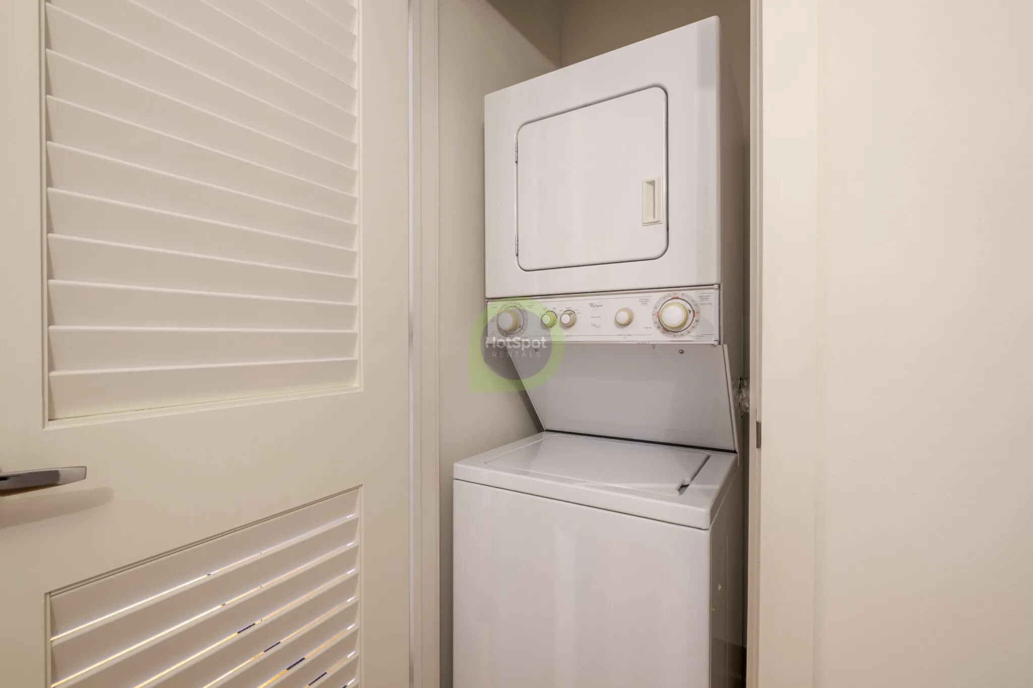 161 W Kinzie St, ,  60654, USA 60654-unit#STUDIO-Chicago-IL