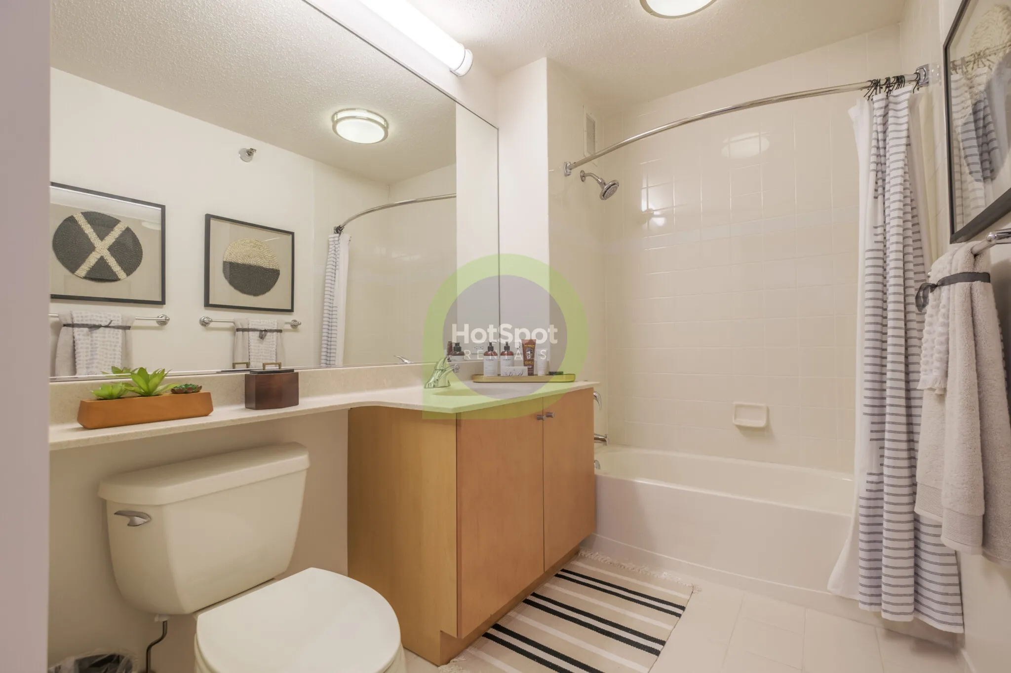 520 N Kingsbury St, ,  60654, USA 60654-unit#2/2-Chicago-IL