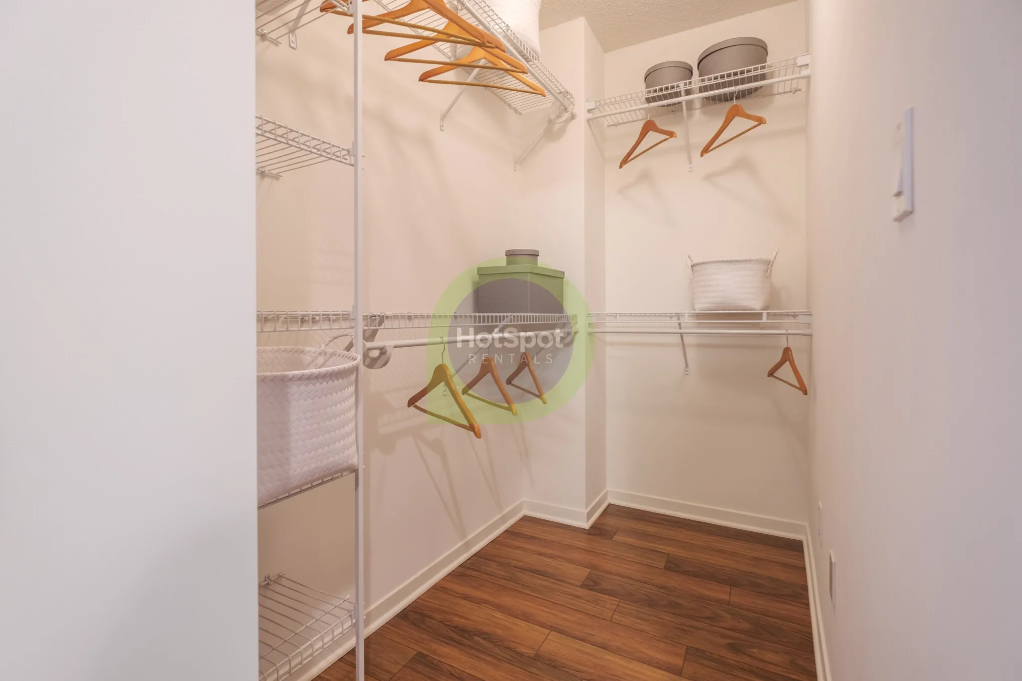 520 N Kingsbury St, , 60654, USA 60654-unit#CONVERTIBLE-Chicago-IL