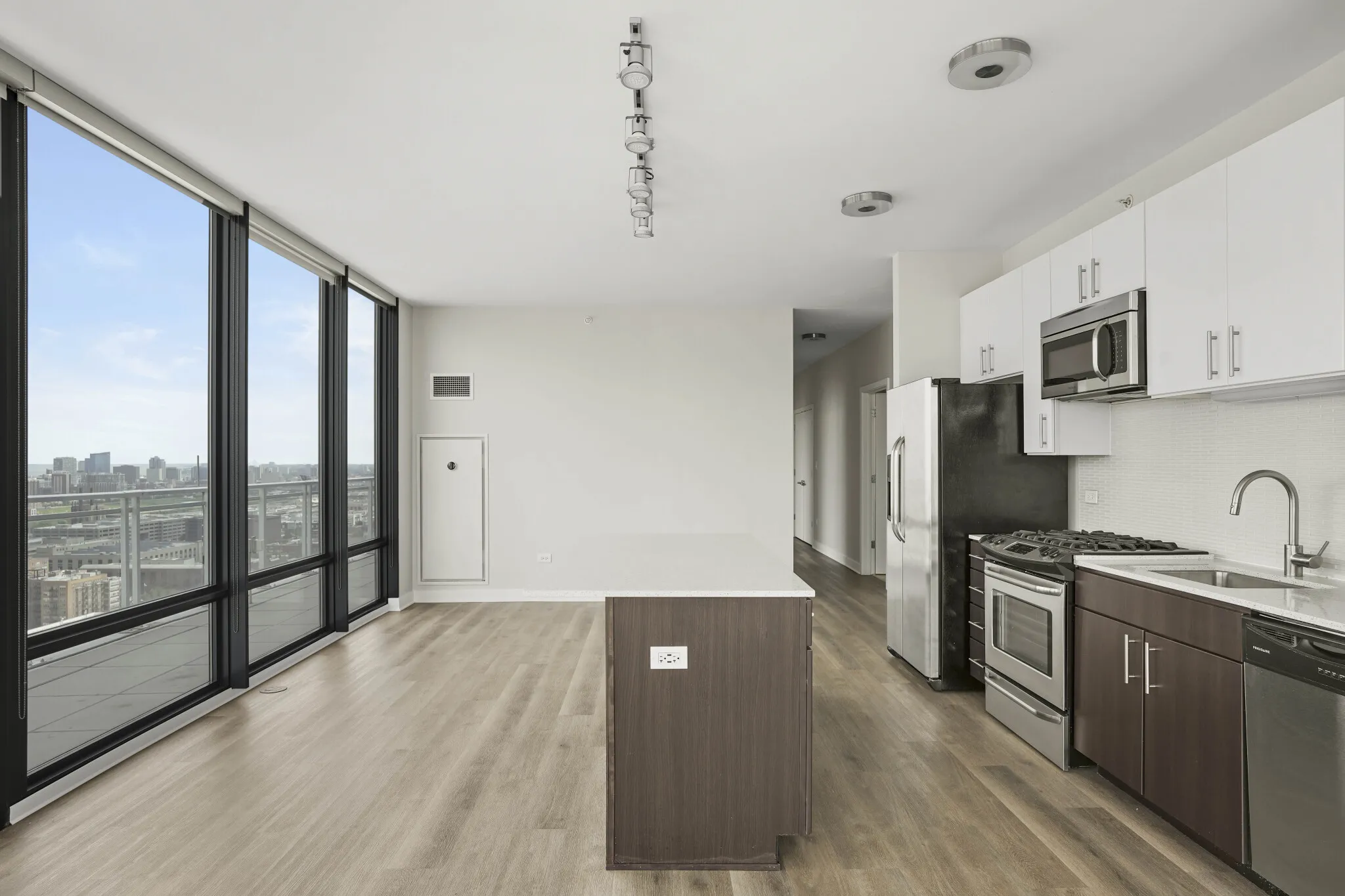 765 W Adams St, ,  60661, USA 60661-unit#2/2 PENTHOUSE-Chicago-IL