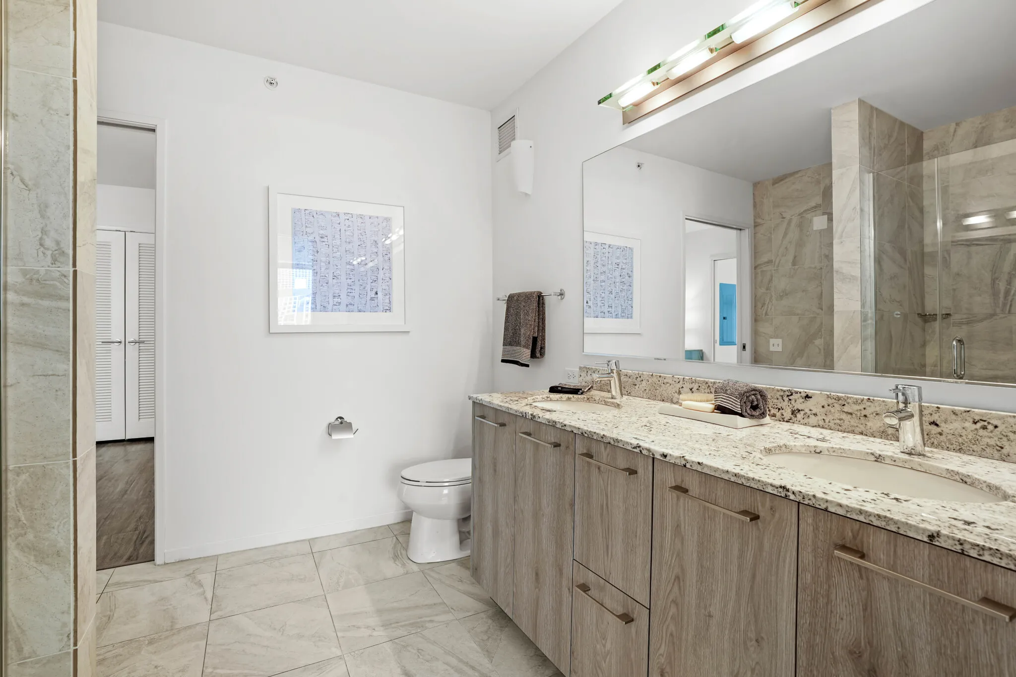 220 E Illinois St, ,  60611, USA 60611-unit#2/2-Chicago-IL