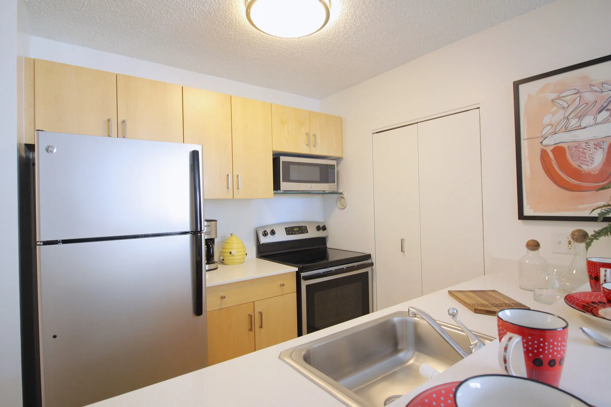 750 N Dearborn St, , 60654, USA 60654-unit#CONVERTIBLE-Chicago-IL