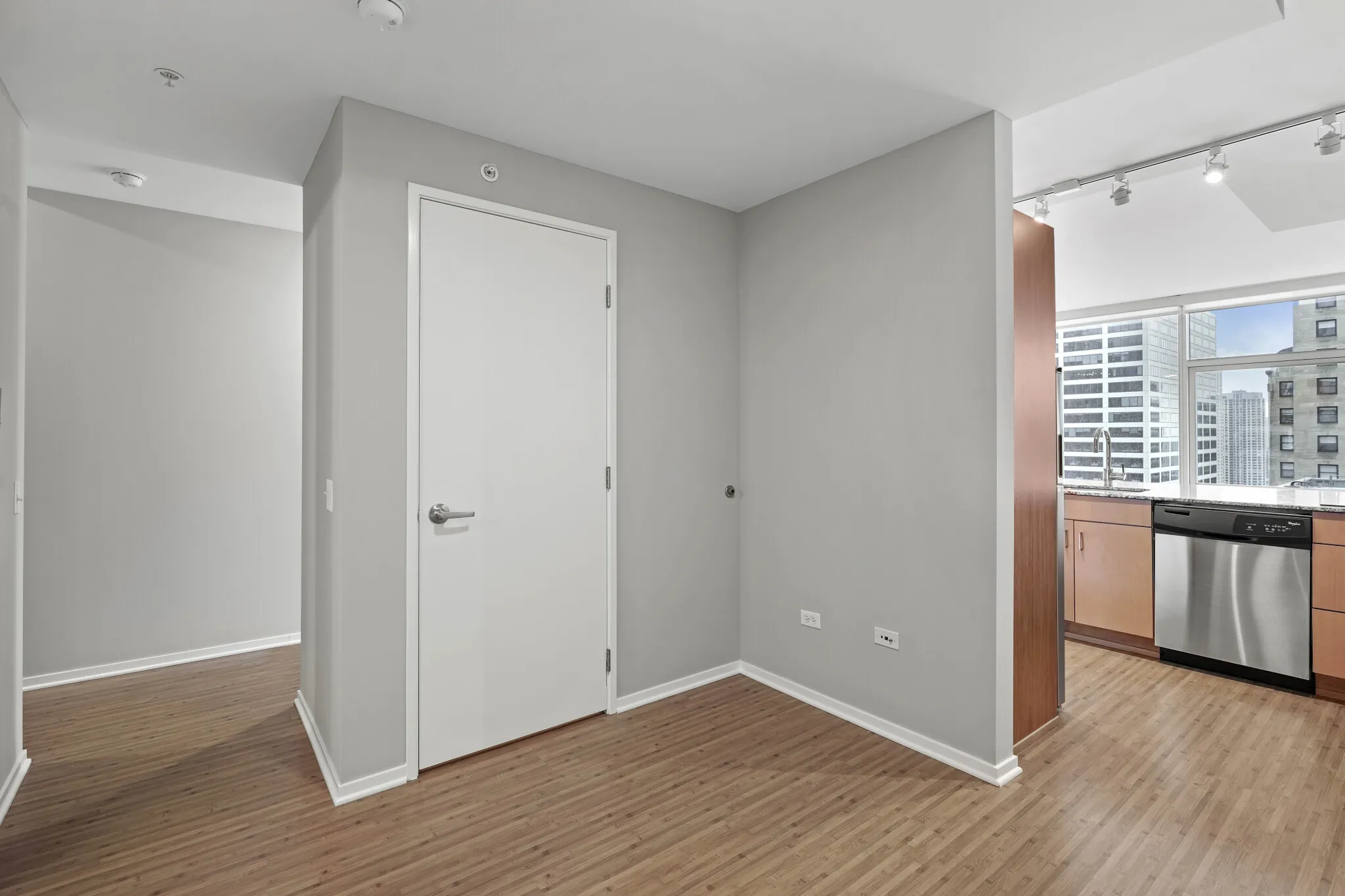 200 E Illinois St, ,  60611, USA 60611-unit#CONVERTIBLE-Chicago-IL