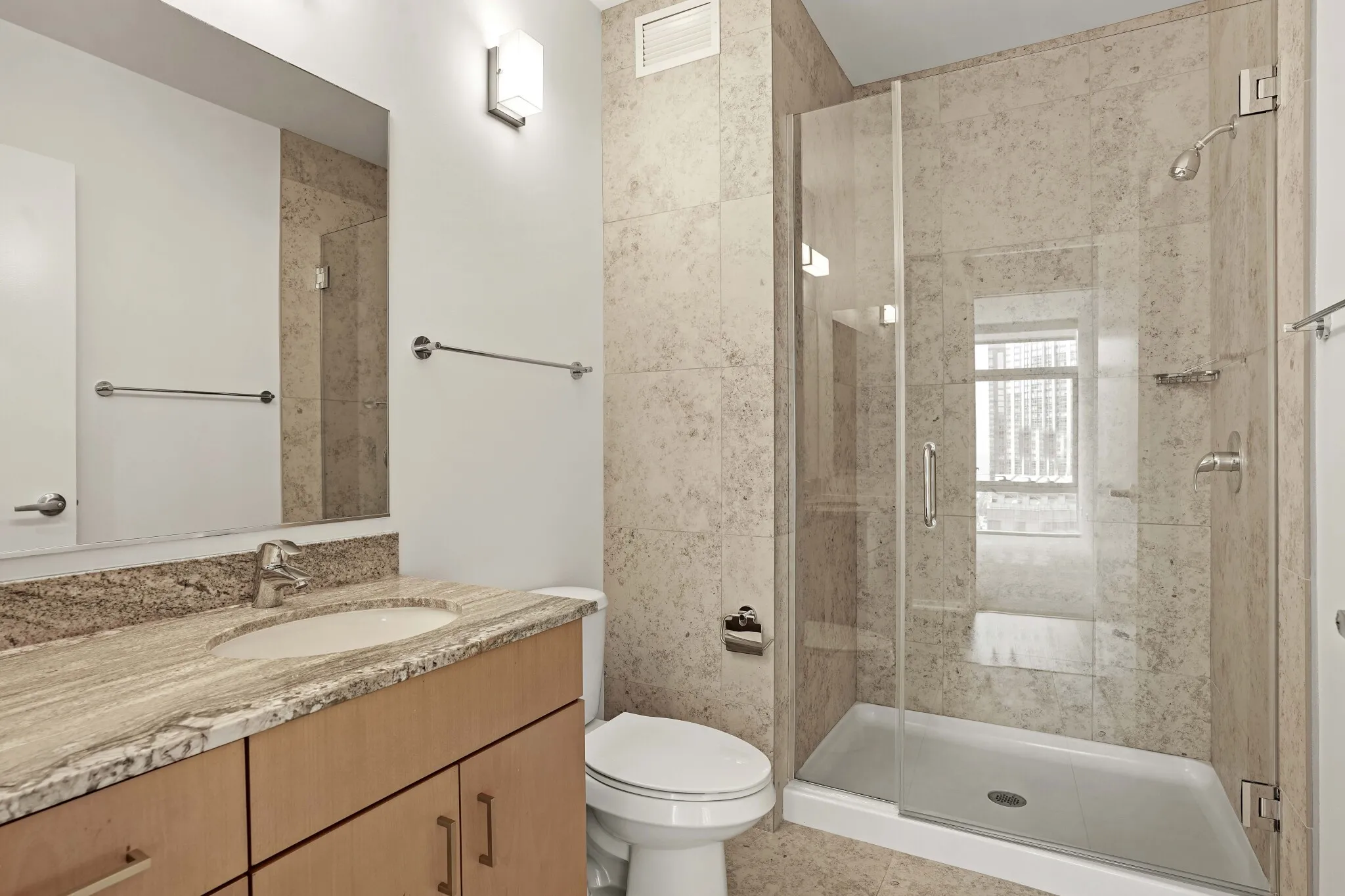 200 E Illinois St, ,  60611, USA 60611-unit#2/2   DEN-Chicago-IL