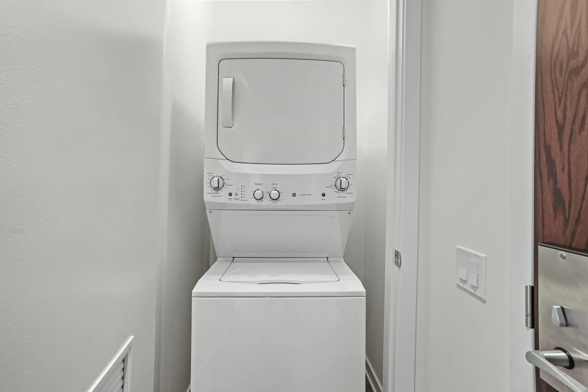 1201 N La Salle Dr, ,  60610, USA 60610-unit#STUDIO-Chicago-IL