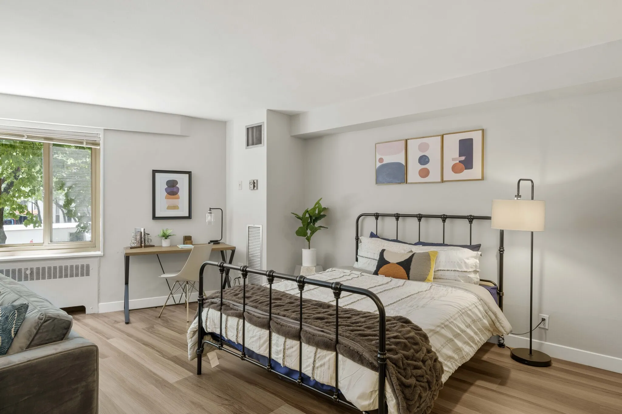 1350 N Lake Shore Dr, ,  60610, USA 60610-unit#STUDIO-Chicago-IL