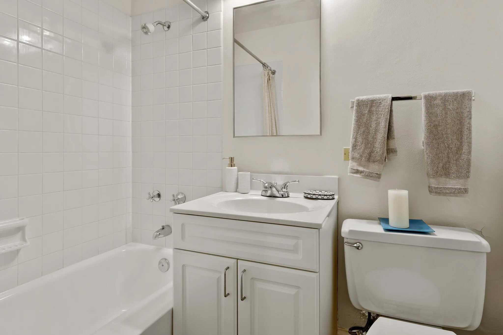 1350 N Lake Shore Dr, ,  60610, USA 60610-unit#1/1-Chicago-IL