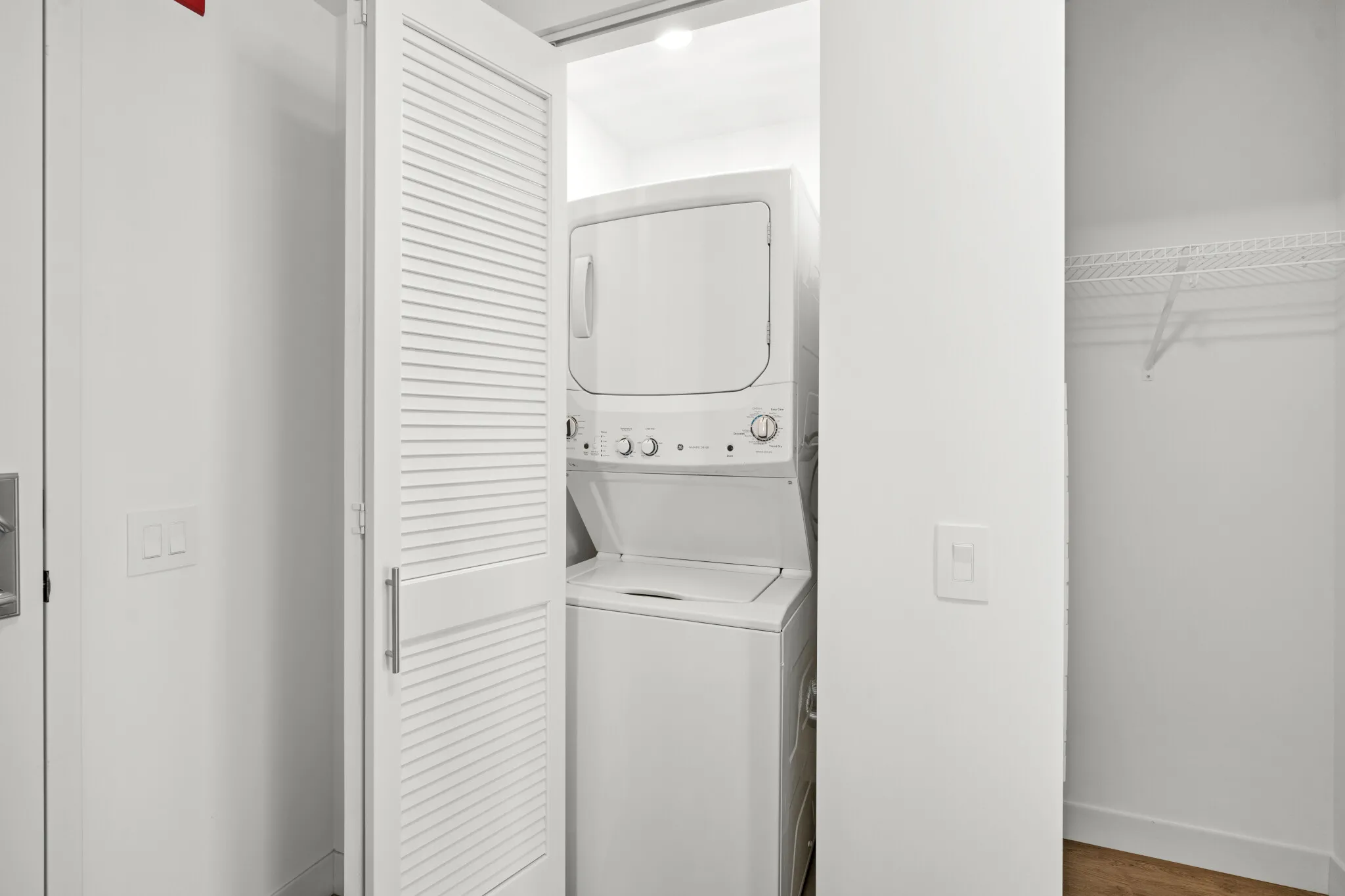 350 N Canal St, ,  60654, USA 60606-unit#2/2.5 DEN PENTHOUSE-Chicago-IL