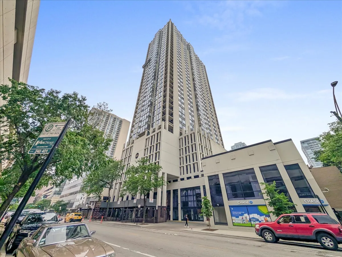 1122 N Clark St, , 60610, USA 60610-unit#2706-Chicago-IL