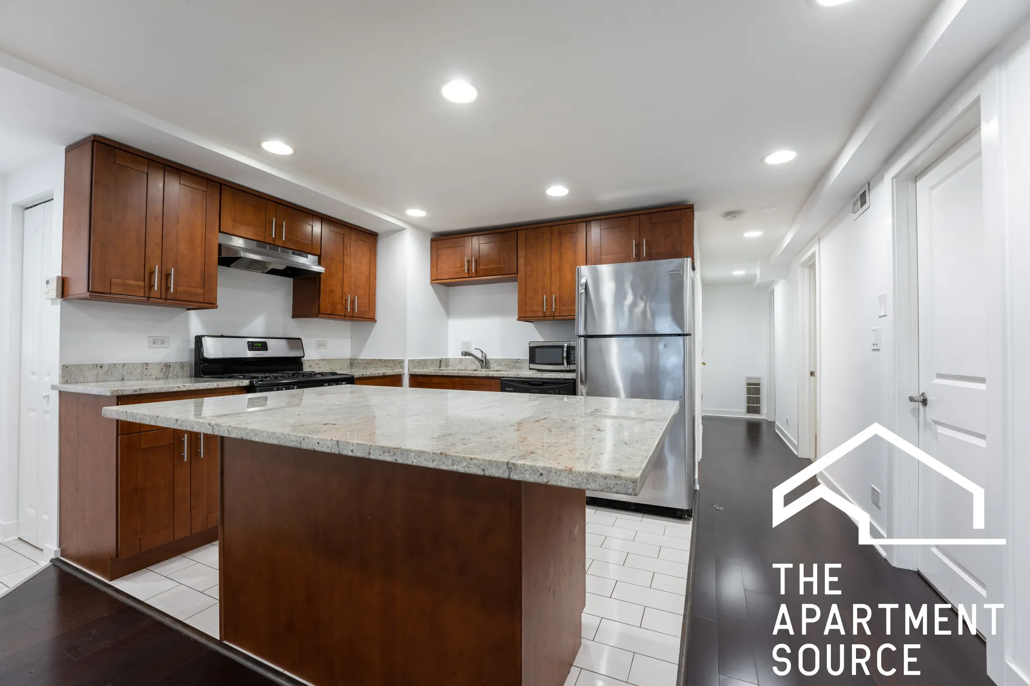 Bucktown Apartments For Rent 3 Bedroom, 1 Bathroom At 2117 W Concord