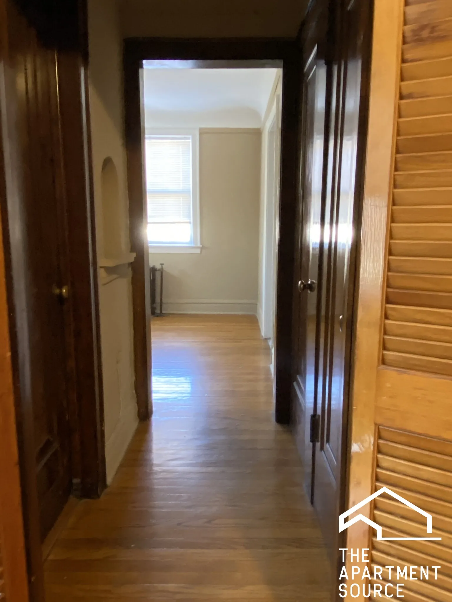 3150 S Harlem Ave, Riverside,  60546, USA 60546-unit#3H-Berwyn-IL