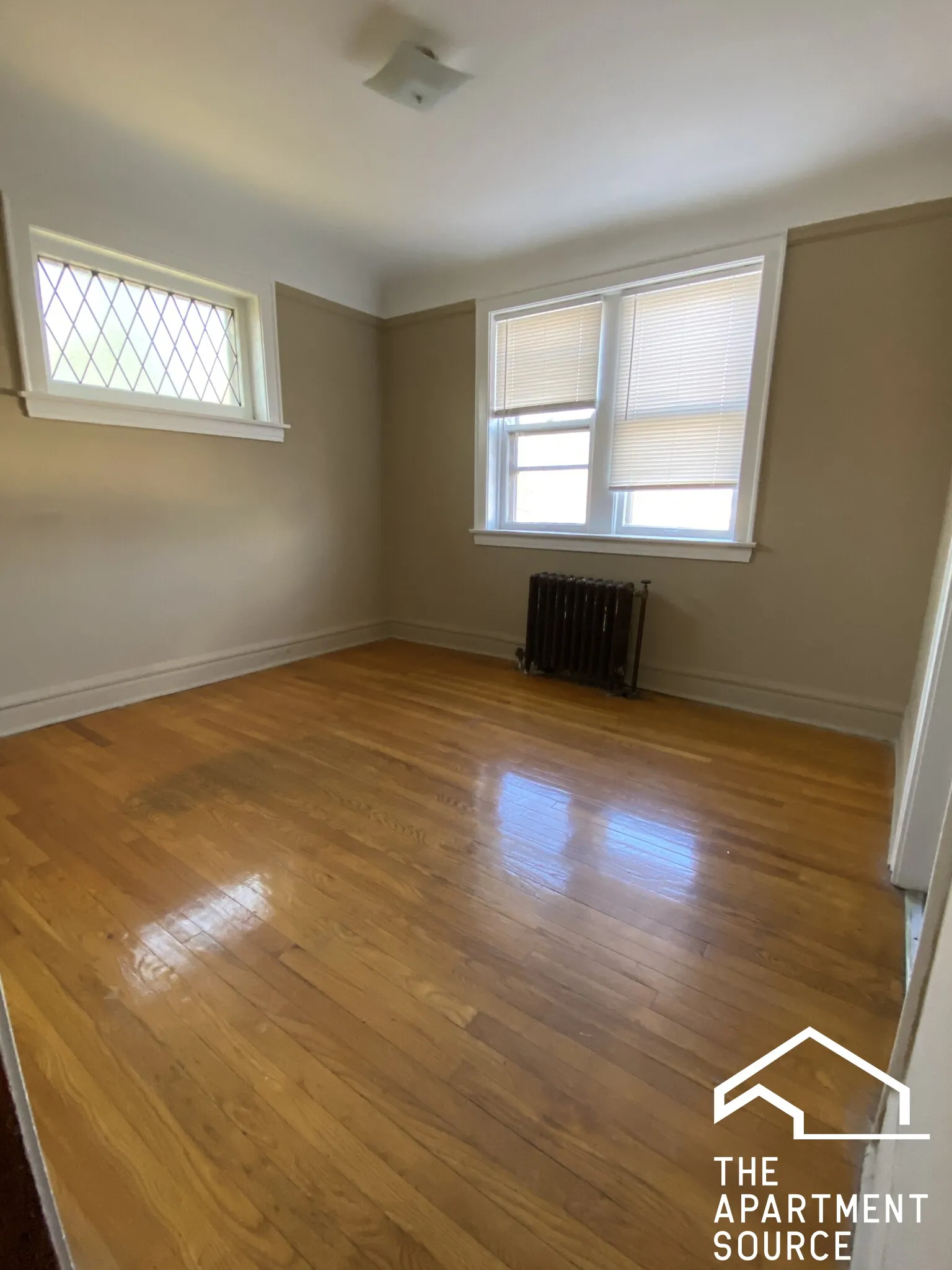 3150 S Harlem Ave, Riverside,  60546, USA 60546-unit#3H-Berwyn-IL