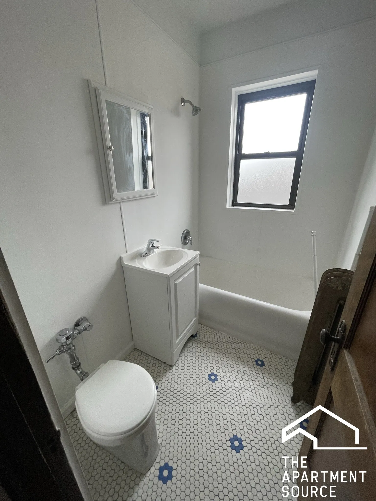 North Riverside,  60546, USA 60546-unit#2F-Berwyn-IL