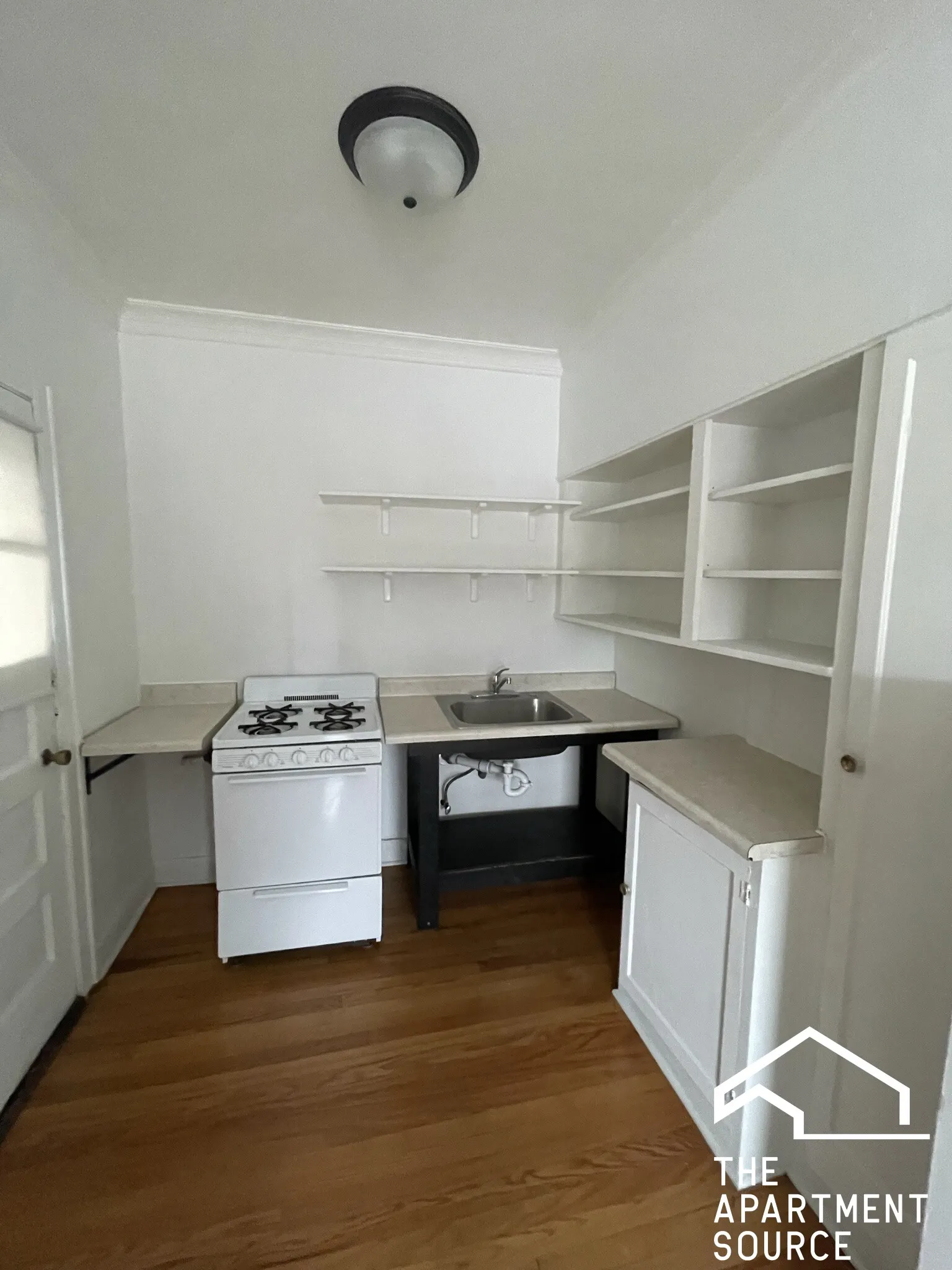 North Riverside,  60546, USA 60546-unit#2F-Berwyn-IL