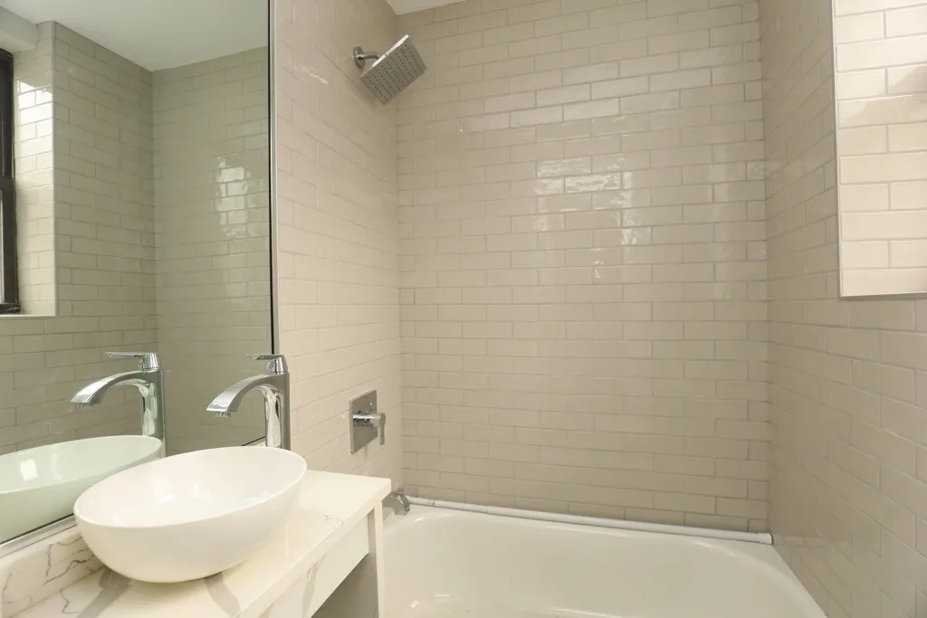 505 W Belmont Ave, , 60657, USA 60657-unit#4H-Chicago-IL