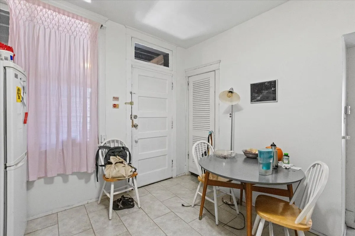 4002 N Southport Ave, , 60613, USA 60613-unit#2-Chicago-IL