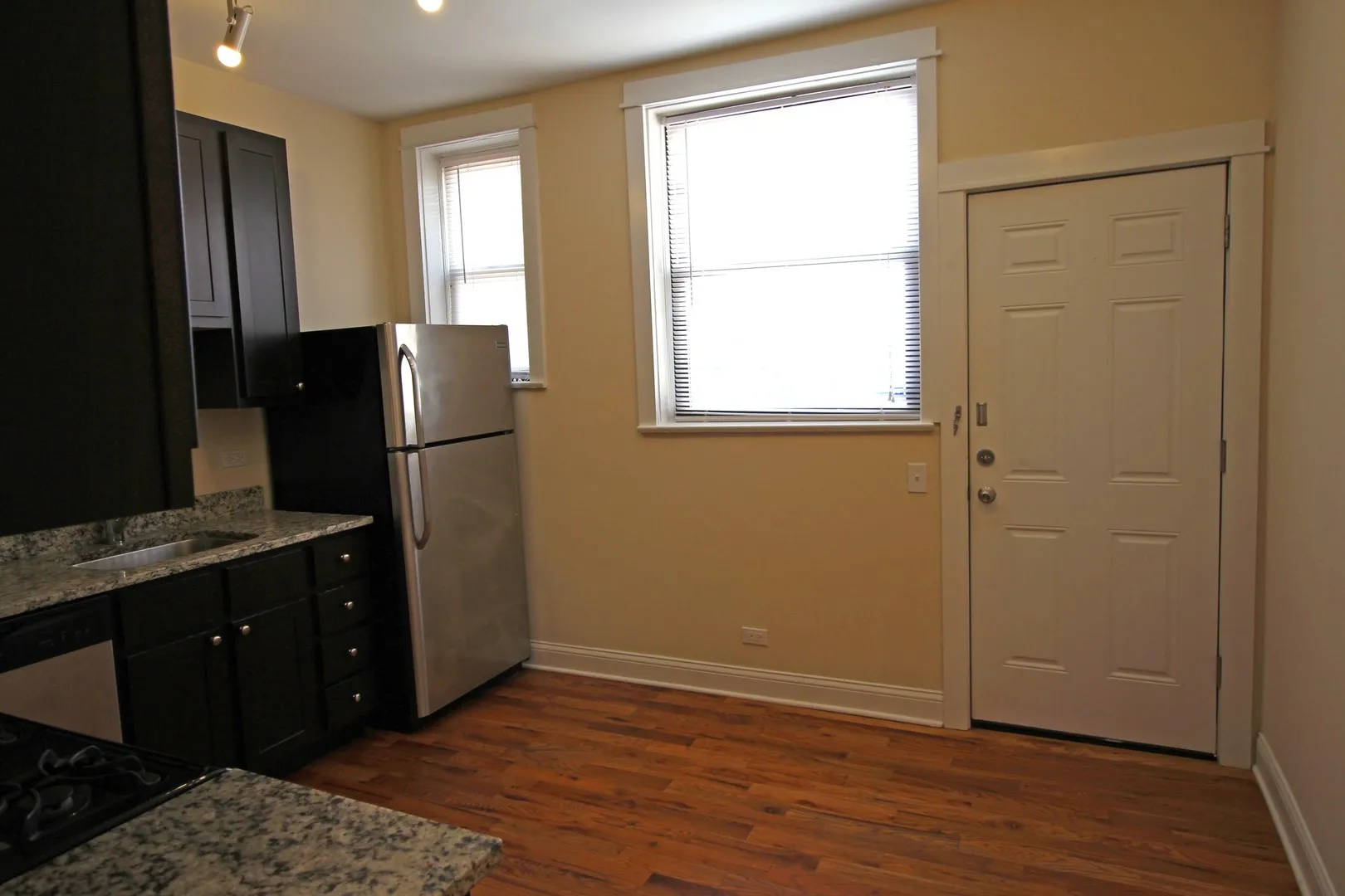 1301 W Columbia Ave, ,  60626, USA 60626-unit#2-Chicago-IL