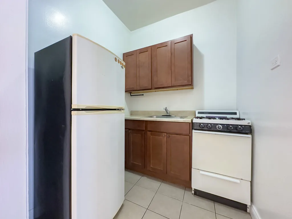 4851 N Damen Ave, ,  60625, USA 60625-unit#110-Chicago-IL
